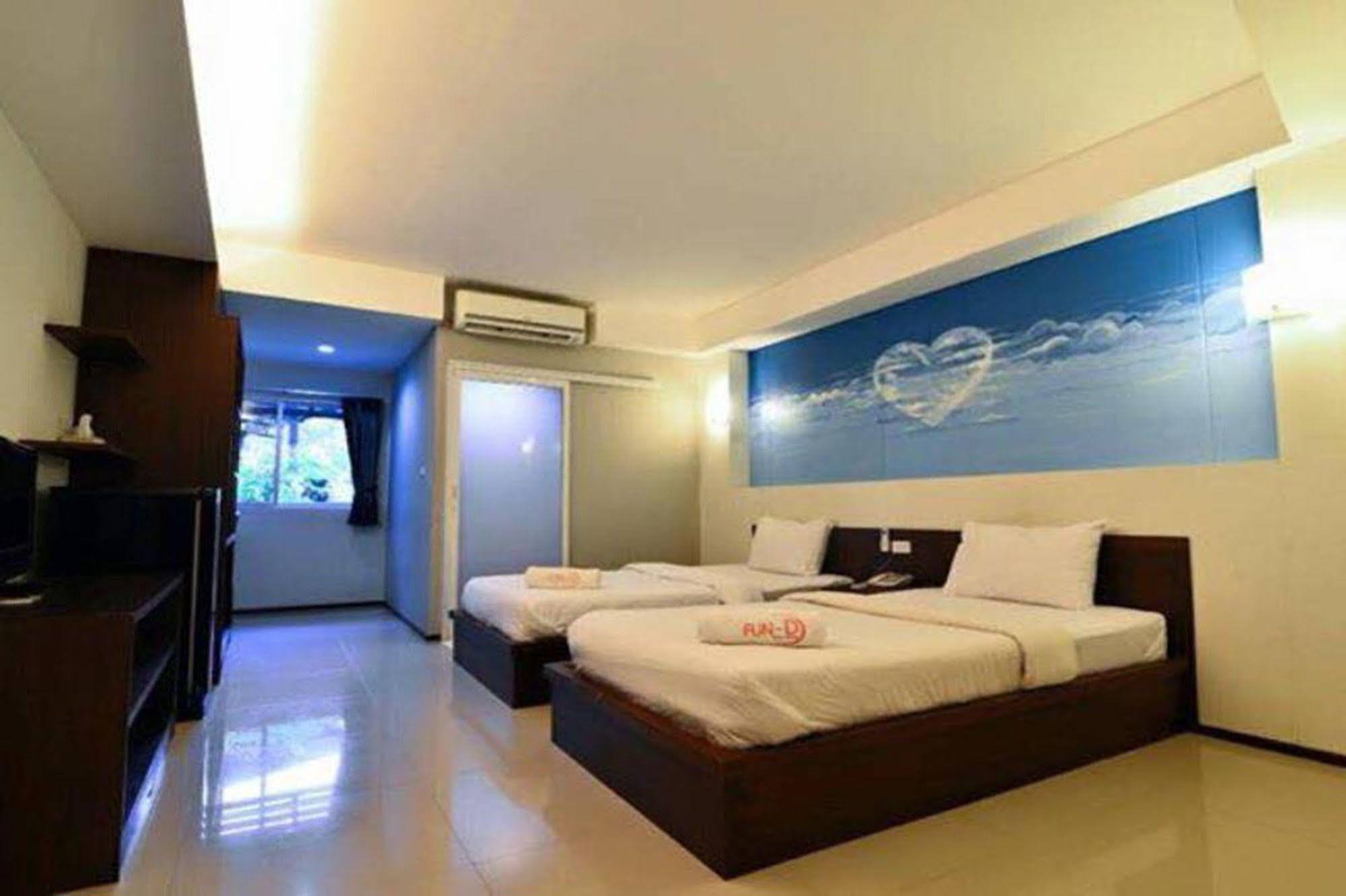 Fun-D City View Sha Plus Khon Kaen Bagian luar foto